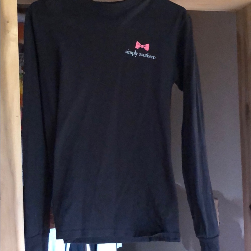 Simply Southern black top